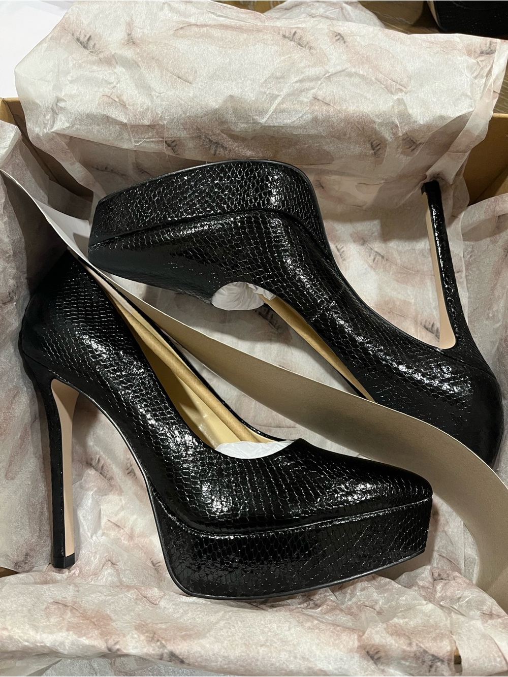 Jessica Simpson Black Snake-Embossed Platform Pump - Picture 15 of 15